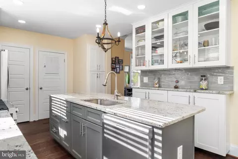 Kitchen - 707 Walker Ave, Baltimore, MD 21212 photo 4 of 4