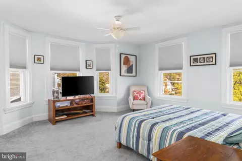 Bedroom - 707 Walker Ave, Baltimore, MD 21212 photo 4 of 9