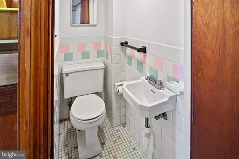 318 4th Ave, Lansdowne, MD 21227 photo 27