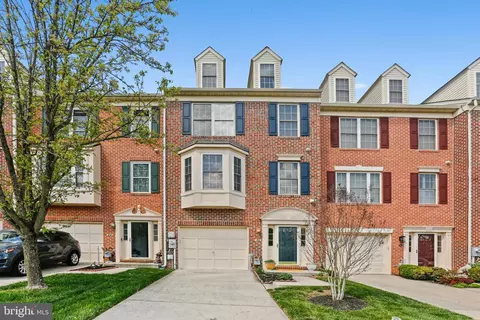 24 Winterberry Ct, Cockeysville, MD 21030
