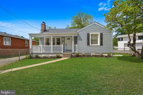 814 Myrth Ave, Essex, MD 21221
