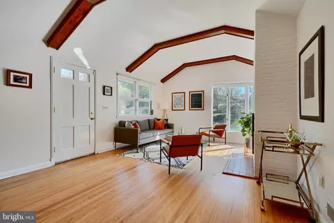 1316 Glendale Rd, Baltimore, MD 21239 photo 6