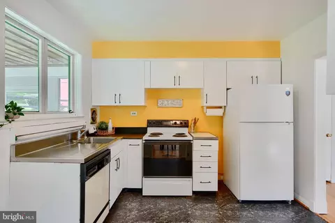 1316 Glendale Rd, Baltimore, MD 21239 photo 12