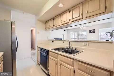 Kitchen - 77 Laurel Path Ct #4, Nottingham, MD 21236 photo 2 of 4