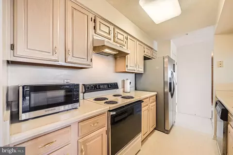 Kitchen - 77 Laurel Path Ct #4, Nottingham, MD 21236 photo 3 of 4