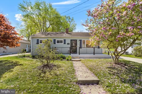 9 Cedarmere Rd, Owings Mills, MD 21117