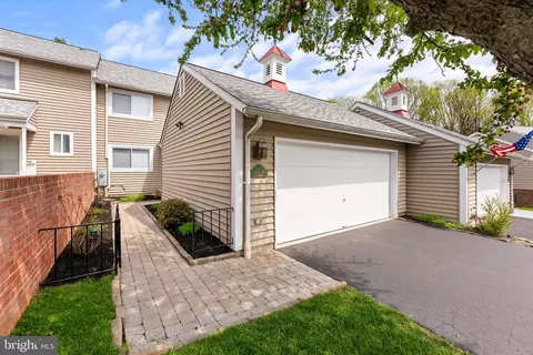 3 Killala Ct, Lutherville Timonium, MD 21093