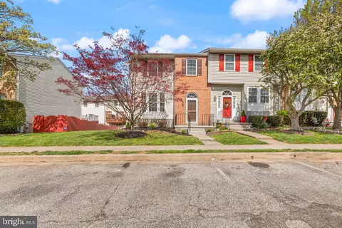16 Blue Sky Dr, Owings Mills, MD 21117