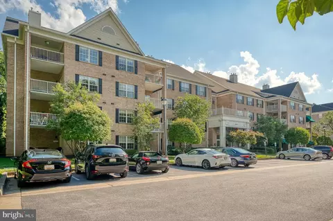 12101 Tullamore Ct #204, Lutherville Timonium, MD 21093