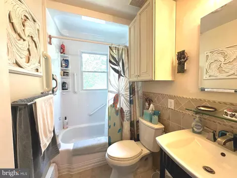 8945 Satyr Hill Rd, Parkville, MD 21234 photo 28
