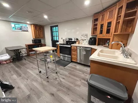 8945 Satyr Hill Rd, Parkville, MD 21234 photo 40