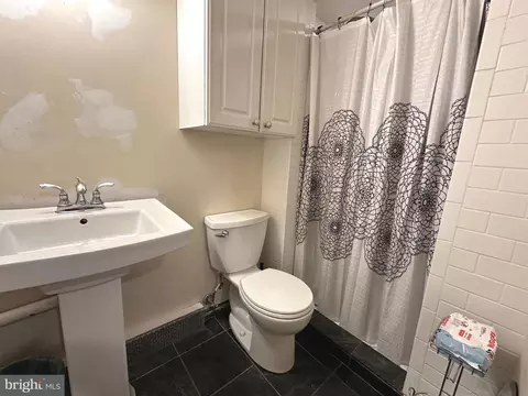 8945 Satyr Hill Rd, Parkville, MD 21234 photo 41