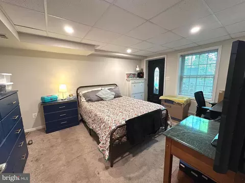 8945 Satyr Hill Rd, Parkville, MD 21234 photo 38