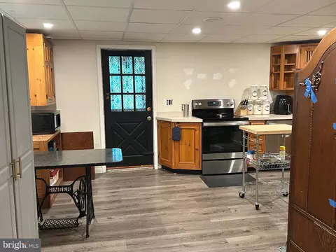 8945 Satyr Hill Rd, Parkville, MD 21234 photo 43