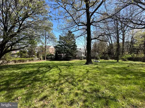 8945 Satyr Hill Rd, Parkville, MD 21234 photo 51