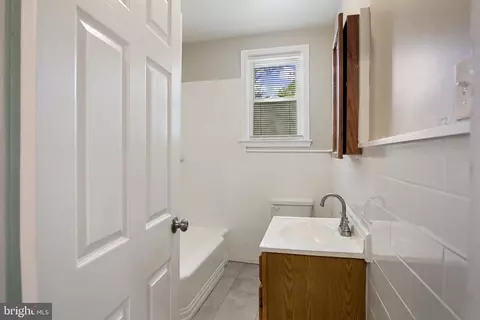 608 Farmhurst Rd, Pikesville, MD 21208 photo 23