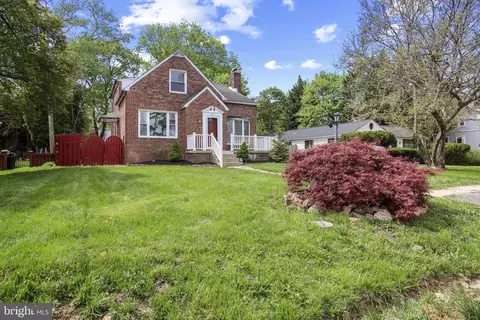 608 Farmhurst Rd, Pikesville, MD 21208 photo 4