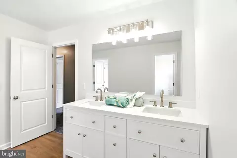 2730 Daisy Ave, Halethorpe, MD 21227 photo 34
