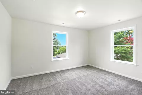 2730 Daisy Ave, Halethorpe, MD 21227 photo 27