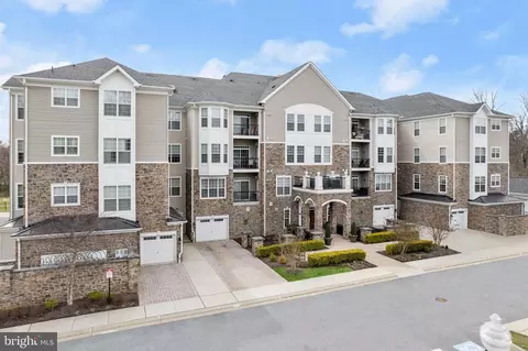 601 Quicksilver Ct #401, Reisterstown, MD 21136
