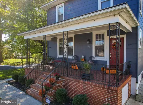 Exterior - 650 Orpington Rd, Baltimore, MD 21229 photo 8 of 11