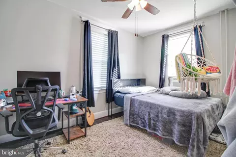 Bedroom - 650 Orpington Rd, Baltimore, MD 21229 photo 1 of 6