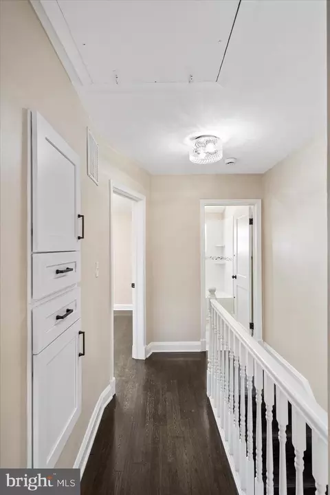 Entry Way - 1907 Guy Way, Dundalk, MD 21222 photo 6 of 7