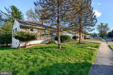 117 Cedarmere Rd, Owings Mills, MD 21117