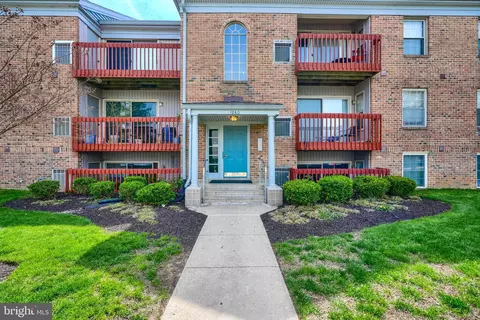 1260 Sugarwood Cir #202, Essex, MD 21221