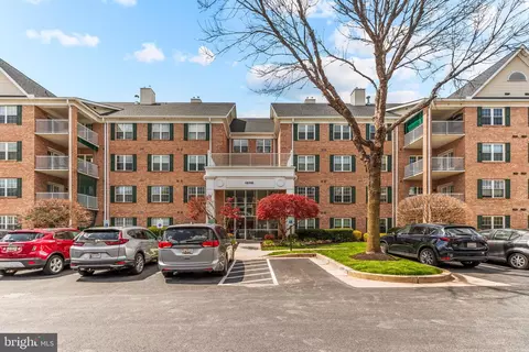 12110 Tullamore Ct #302, Lutherville Timonium, MD 21093