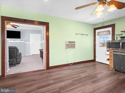 Entry Way - 20 Hazel Ave, Halethorpe, MD 21227 photo 1 of 1