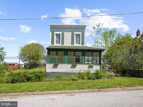 Exterior - 20 Hazel Ave, Halethorpe, MD 21227 photo 4 of 8