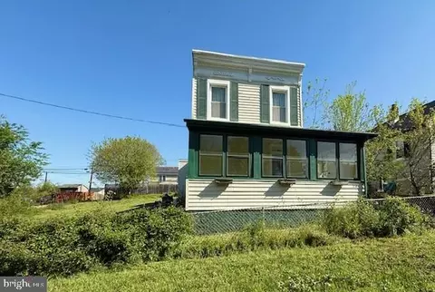 Exterior - 20 Hazel Ave, Halethorpe, MD 21227 photo 3 of 8