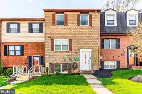 10 Pickersgill Sq, Owings Mills, MD 21117