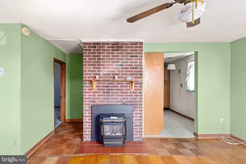 Entry Way - 11208 Beach Rd, White Marsh, MD 21162 photo 2 of 2