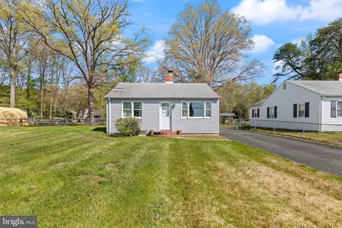 Exterior - 11208 Beach Rd, White Marsh, MD 21162 photo 2 of 5