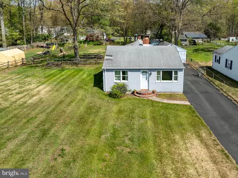 View/Area - 11208 Beach Rd, White Marsh, MD 21162 photo 4 of 8