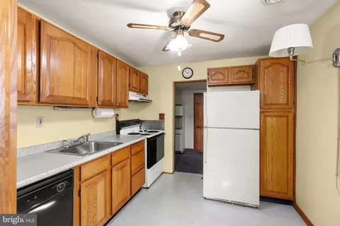 Kitchen - 11208 Beach Rd, White Marsh, MD 21162 photo 1 of 3