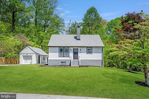 7022 Rockridge Rd, Pikesville, MD 21207