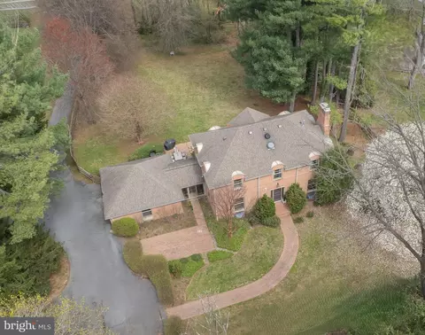 1803 Thornton Ridge Rd, Towson, MD 21204