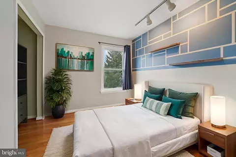 Bedroom - 39 Winehurst Rd, Catonsville, MD 21228 photo 3 of 7