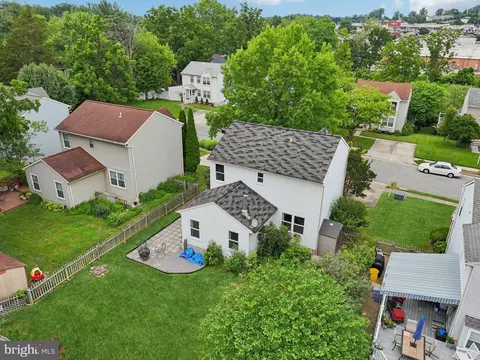 View/Area - 39 Winehurst Rd, Catonsville, MD 21228 photo 5 of 9
