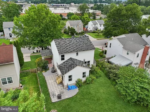 View/Area - 39 Winehurst Rd, Catonsville, MD 21228 photo 2 of 9
