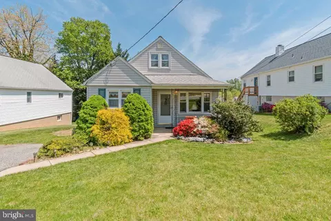 9635 Oak Summit Ave, Parkville, MD 21234