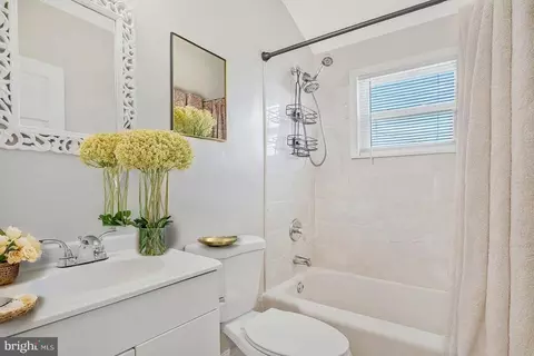 Bath - 8352 Kavanagh Rd, Dundalk, MD 21222 photo 1 of 4