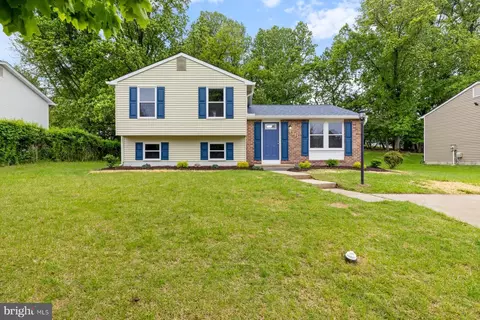4711 Hawksbury Rd, Pikesville, MD 21208