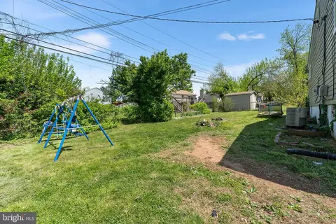 Exterior - 7006 Paris Rd, Baltimore, MD 21207 photo 5 of 6
