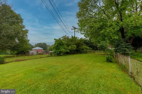Exterior - 6842 Queens Ferry Rd, Baltimore, MD 21239 photo 5 of 7
