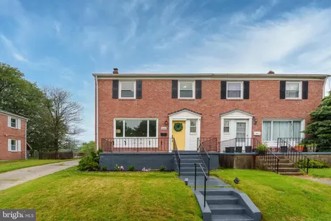 Exterior - 6842 Queens Ferry Rd, Baltimore, MD 21239 photo 2 of 7