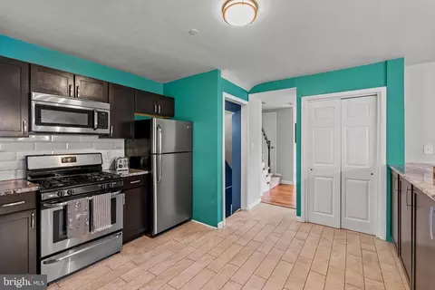 Entry Way - 6842 Queens Ferry Rd, Baltimore, MD 21239 photo 1 of 2